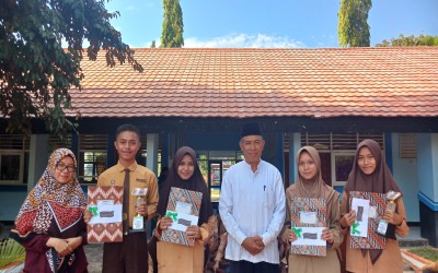 SISWA SMA Negeri 16 Makassar RAIH JUARA DI MTQ TINGKAT Kabupaten Jakarta Pusat